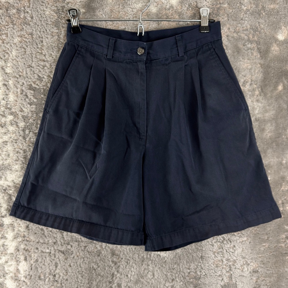 L.L. Bean Size 6 Pleated Chino Bermuda Walking Shorts Navy Blue Women